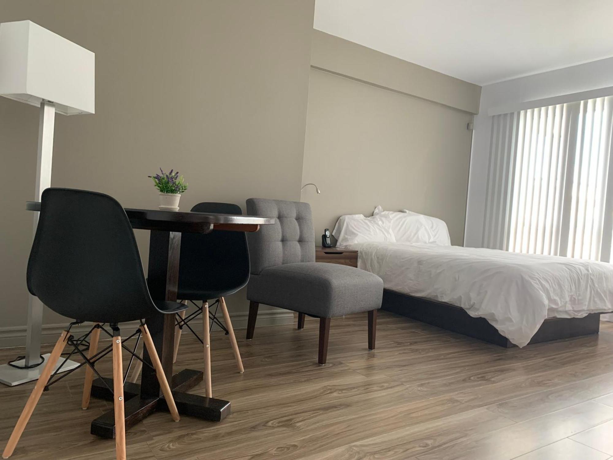 Hotel Normandie Rimouski Bagian luar foto